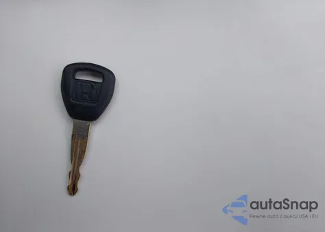 2000 Honda Accord 2.3 Lx from USA, damaged, VIN 1HGCG5646YA056841